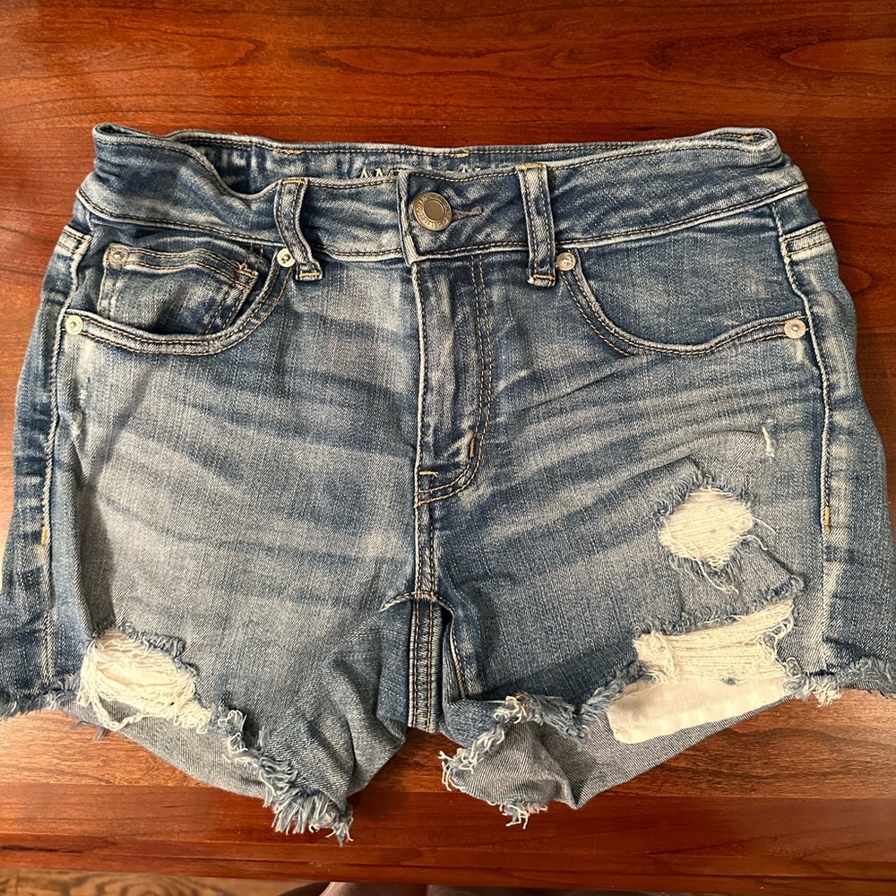 American Eagle High Waisted Shorts Size 6